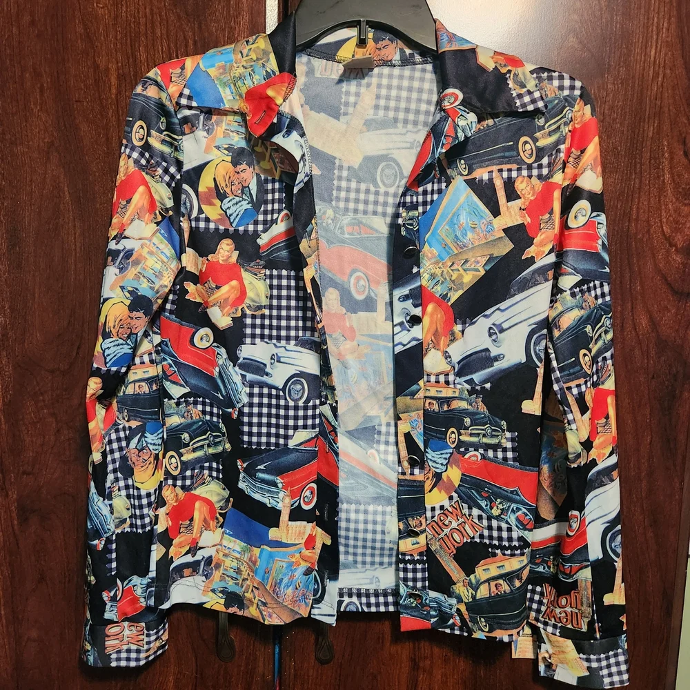 Vintage Graphic Print Button Up Shirt - Picture 1 of 9